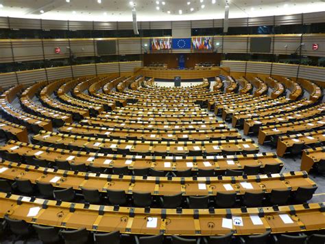 Waar vergadert het europees parlement